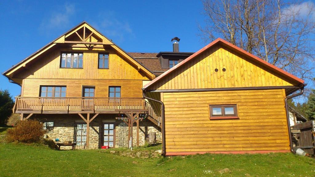 Hotel U Cernych Kvilda Exterior foto